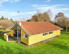 Toàn bộ căn nhà/căn hộ 3 Bedroom Accommodation In Dannemare (Maribo, Đan Mạch)