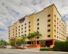 Otel Fairfield Inn & Suites Miami Airport South (Miami, ABD)