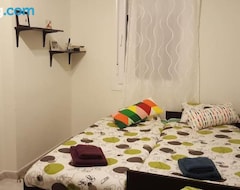 Entire House / Apartment Piso Con Encanto En Coruna. (A Coruña, Spain)
