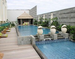 Khách sạn Hotel Travellers Sentani (Jayapura, Indonesia)
