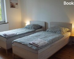 Casa/apartamento entero Unique: 5 Bedroom - 2 Bathroom - Kitchen - Central (Bremerhaven, Alemania)