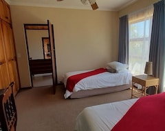 Hotel Eagles Nest Bed And Breakfast (Wilderness, South Africa)