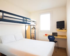 Hotel ibis budget Orly Chevilly Tram 7 (Paris, France)