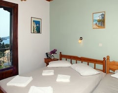 Khách sạn Hotel Nostos (Perigiali, Hy Lạp)