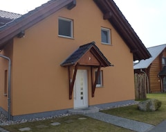Tüm Ev/Apart Daire Ferienhaus Für 6 Personen In Idyllischer Lage Mit Sauna, Allergikerfreundlich (Fuhlendorf, Almanya)