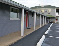Hotel Red Carpet Inn & Suites New Cumberland (New Cumberland, USA)