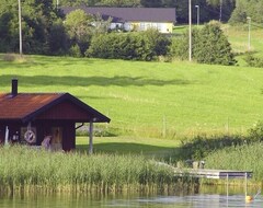 Toàn bộ căn nhà/căn hộ Nice House With Lovely Lake View, Incl. Boat By Own Dock (Lödöse, Thụy Điển)