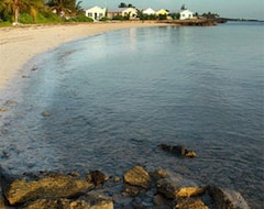 Hotel Pelican Beach Villas (Marsh Harbour, Bahamas)