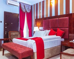 Koko talo/asunto Royal Spring Palm Hotel & Apartment (Owerri, Nigeria)