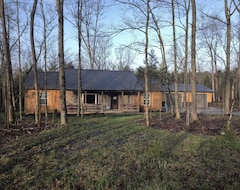 Hele huset/lejligheden Newly Built Rustic 3 Bedroom Cabin With A One Acre Fishing Lake! (Seaman, USA)