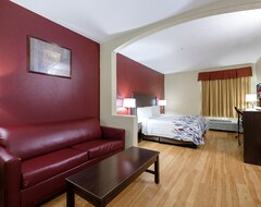 Hotel Red Roof Inn & Suites Lake Charles (Lake Charles, USA)