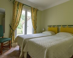 Hotel Comfortable Villa - Heated Pool -calme Park ClÔturÉ--assured Near Town (Fayence, France)