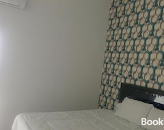Hotel Penginapan Lamban Queens Kamar Double Bed Lantai Atas (Kalianda, Indonesien)