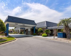 Khách sạn Econo Lodge Near Fort Stewart, Bar, Restaurant, Laundry Facility (Hinesville, Hoa Kỳ)