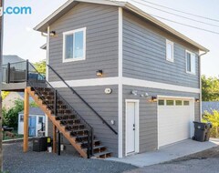 Koko talo/asunto Modern Golden Cottage With Incredible Mtn View! (Golden, Amerikan Yhdysvallat)