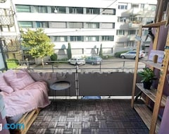 Entire House / Apartment Cozy Central 1bd Fast Wifi (Bern, Switzerland)