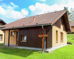 Tüm Ev/Apart Daire Comfortable Holiday House On Well-Maintained Grounds With Numerous Leisure Options (Schirgiswalde, Almanya)