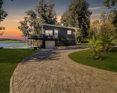 Toàn bộ căn nhà/căn hộ The Lake House With Pool/spa Close To Tampa/orlando W/amenities Galore (Dade City, Hoa Kỳ)