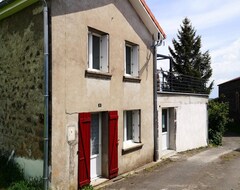 Hele huset/lejligheden Homerez Last Minute Deal - Beautiful House For 4 Ppl. At Vergezac (Vergezac, Frankrig)