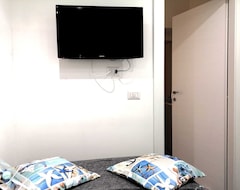 Hotel Budget Room (Taranto, Italien)