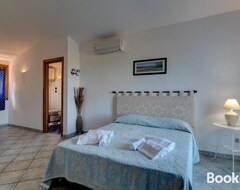 Tüm Ev/Apart Daire Apartments In Palau 42798 (Palau, İtalya)