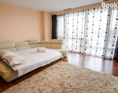 Toàn bộ căn nhà/căn hộ Coral Apartment (Mamaia, Romania)