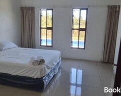 Hele huset/lejligheden Large 4 Bedroom Villa With Pool In Sonaisali Nadi (Nadi, Fiji)