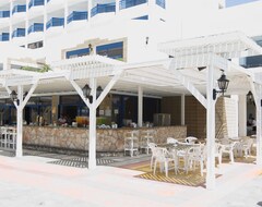 Ascos Coral Beach Hotel (Peyia, Kıbrıs)