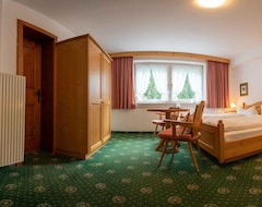 Hotelli Apart Matthias (Mayrhofen, Itävalta)