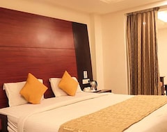 Hotelli Emarald Suites, Cochin (Kochi, Intia)