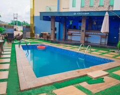 B Restaurant And Hotel (Emene, Nigeria)