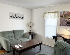 Cijela kuća/apartman One Bedroom Fully Furnished Apartment (Shrewsbury, Sjedinjene Američke Države)