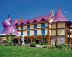Khách sạn Gardaland Magic Hotel (Castelnuovo del Garda, Ý)