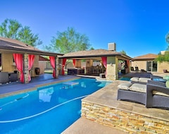 Toàn bộ căn nhà/căn hộ Red Mountain Mesa Oasis: Pool Patio/Bar, Game Room (Mesa, Hoa Kỳ)