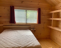 Entire House / Apartment Spacious And New Deluxe Cabin In Family Campground In Northeastern Ct (Mansfield Center, USA)