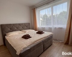 Tüm Ev/Apart Daire 2 Room Apartment, With Terrace, Rovinka, 302 (Senec, Slovakya)