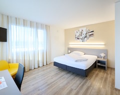 Hotel Am Kreisel Self-Check-In By Smart Hotels (Lachen, İsviçre)