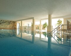 4-bed Cottage Chestnut - Sporthotel U. Resort Grafenwald - Daun Vulkaneifel (Daun, Tyskland)