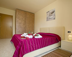 Hotel Kristall Lago Residence (Desenzano del Garda, Italy)