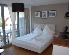 Tüm Ev/Apart Daire 1 Bedroom Apartment For 1-2 People In Freiburg-Vauban. High-Quality (Freiburg, Almanya)