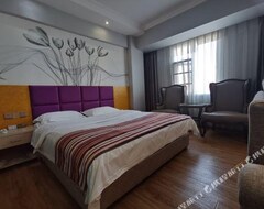 Khách sạn Lijing Business Hotel Guangyuan (Guangyuan, Trung Quốc)