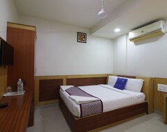 Hotel White Parrot (Mysore, Indija)