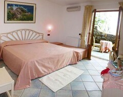 Khách sạn Punta Chiarito Resort (Forio, Ý)