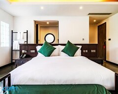 Khách sạn Manyo Hotel And Resort (Luang Prabang, Lào)