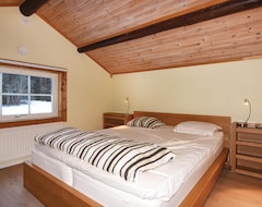 Toàn bộ căn nhà/căn hộ 1 Bedroom Accommodation In AmbjÖrby (Ambjörby, Thụy Điển)