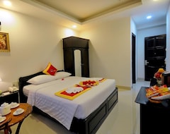 Hotelli Full House Hotel (Nha Trang, Vietnam)