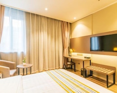 Hotel Home Inn Plus (Zhengzhou Cbd Convention And Exhibition Center) (Zhengzhou, China)