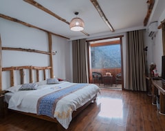 Khách sạn Mountainside (Zhangjiajie, Trung Quốc)