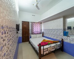 Hotel Sri Nandha Luxury Comfort (Valparai, India)