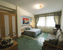 Khách sạn Grand Hotel Il Ninfeo (Gaeta, Ý)
